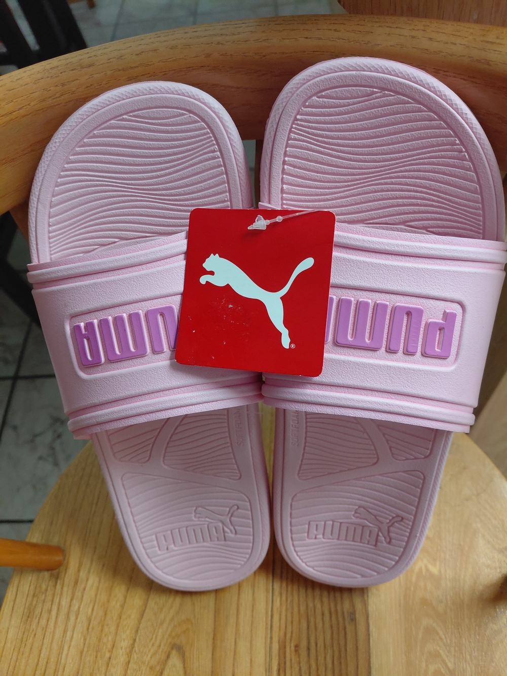 Brand New Women's Puma Pink Slide Sandals